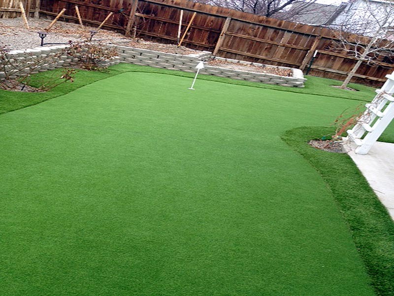 6 Ways Synthetic Turf Installation Is an Asset for Your Home