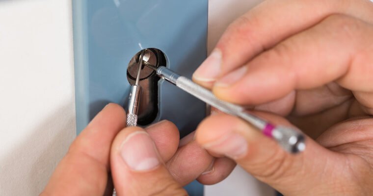 The Types Of Car Key Replacement Services In Tampa Fl Possible To Have From Locksmith In Tampa
