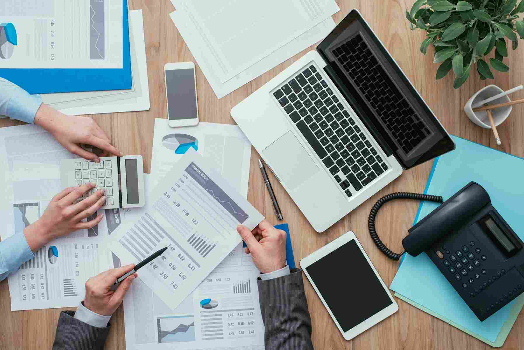 Bookkeeping backlogs can be cleared this season with the help of offshore accounting services.