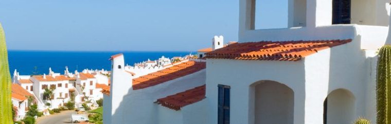 Top Tips for Finding the Perfect Holiday Home to Rent in Benalmadena