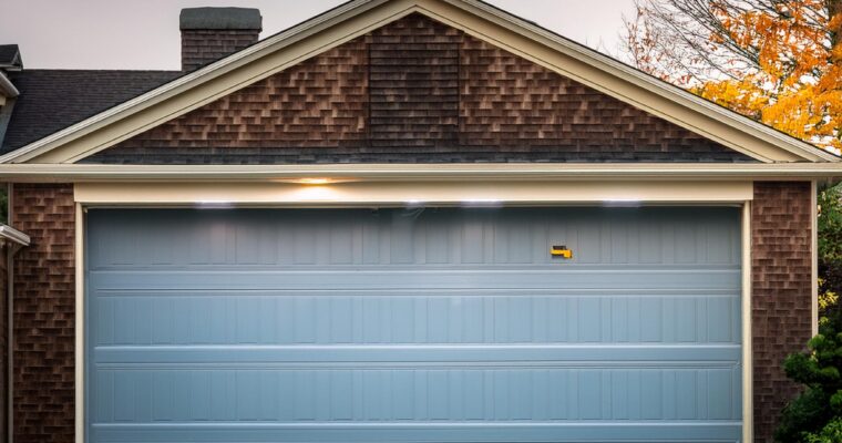 How to Choose the Right Garage Door Repair Service in Gaithersburg, MD