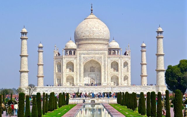 How to Plan the Best Same Day Taj Mahal Excursion?